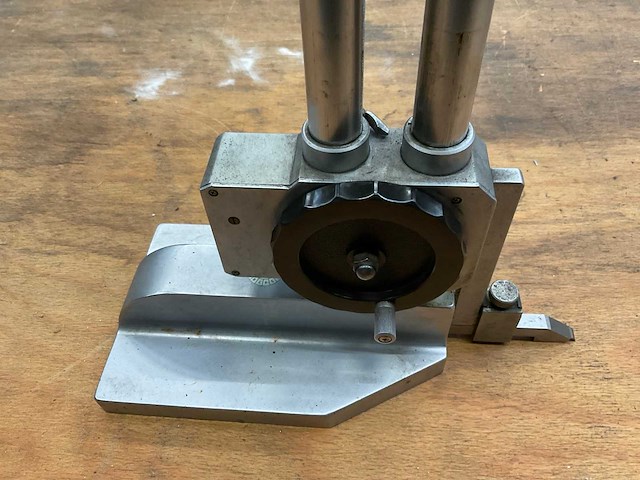 Mitutoyo hoogtemeter met meetklok - afbeelding 4 van  4