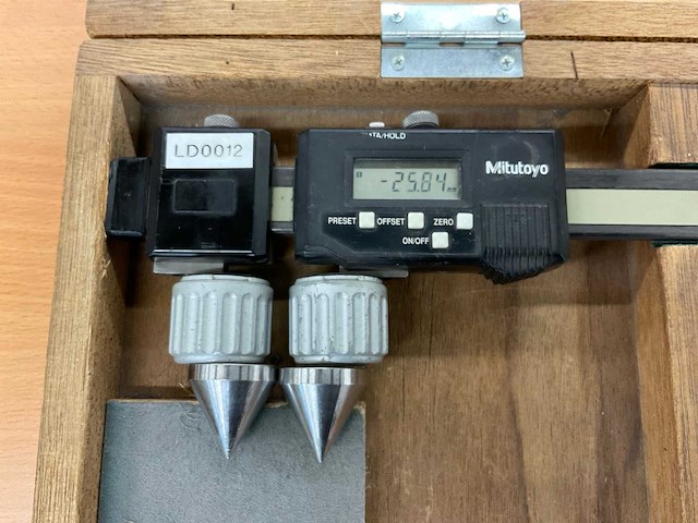 Mitutoyo ld0042 digitale schuifmaat - afbeelding 2 van  7