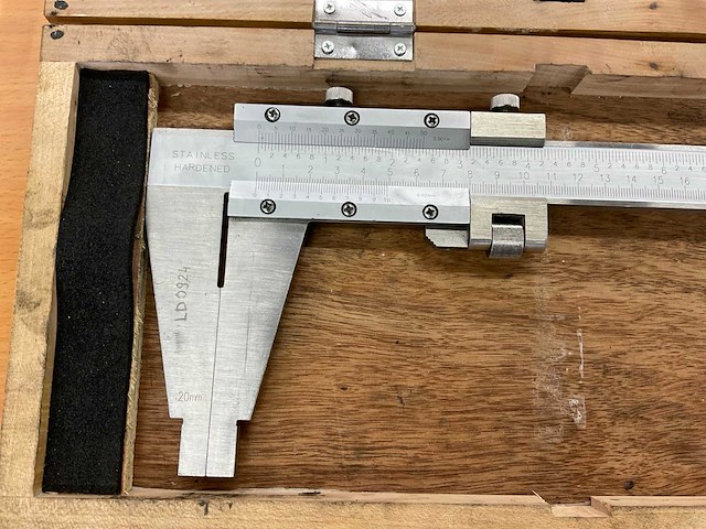 Mitutoyo ld0042 digitale schuifmaat - afbeelding 6 van  7