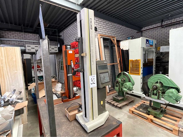 Mitutoyo linear height 600 digitale hoogtemeter - afbeelding 1 van  2