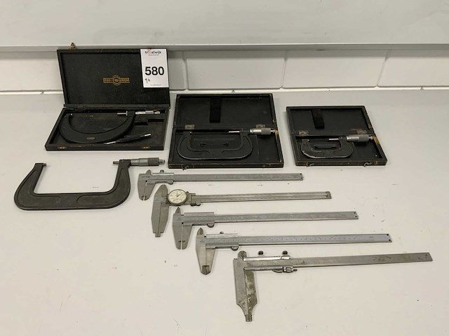 Mitutoyo, mauser, moore&wright binnenmaat micrometers en schuifmaten - afbeelding 1 van  7