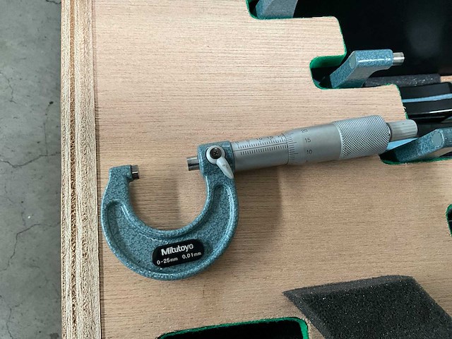 Mitutoyo micrometer set - afbeelding 4 van  7