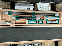 Mitutoyo micrometer + toebehoren - afbeelding 2 van  11