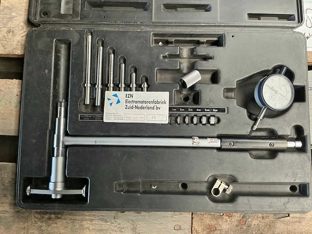 Mitutoyo micrometer + toebehoren - afbeelding 4 van  11