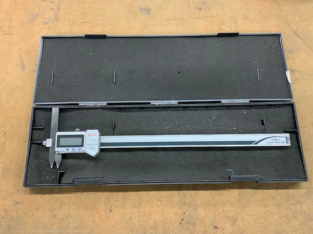 Mitutoyo ntd10p-30pkx digitale schuifmaat - afbeelding 1 van  3