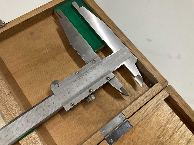 Mitutoyo schuifmaat - afbeelding 2 van  4