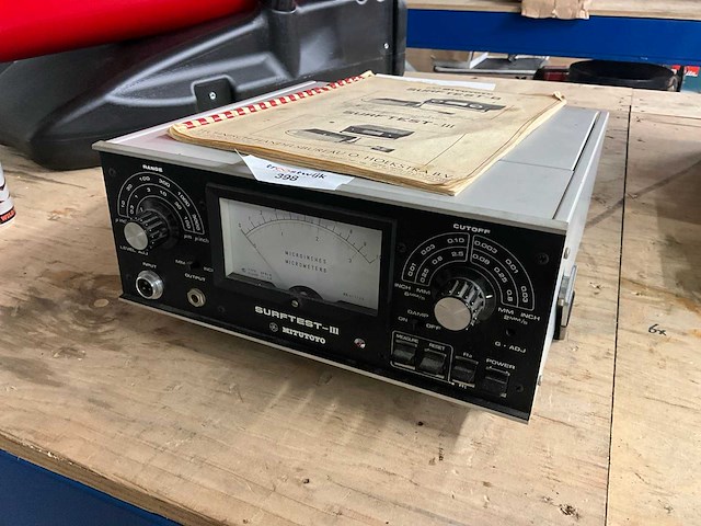 Mitutoyo surftest-b elektronische ruwheidsmeter - afbeelding 1 van  5