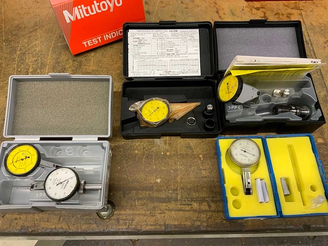 Mitutoyo zwenktasters - afbeelding 1 van  7