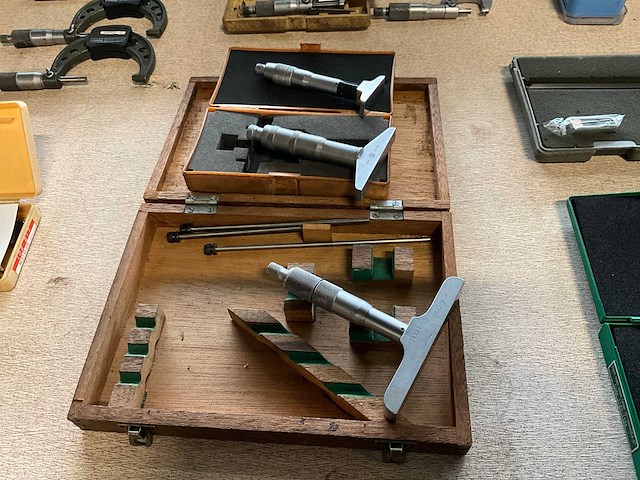 Mitutoyo/tesa 0-25 diepte micrometer (3x) - afbeelding 1 van  8