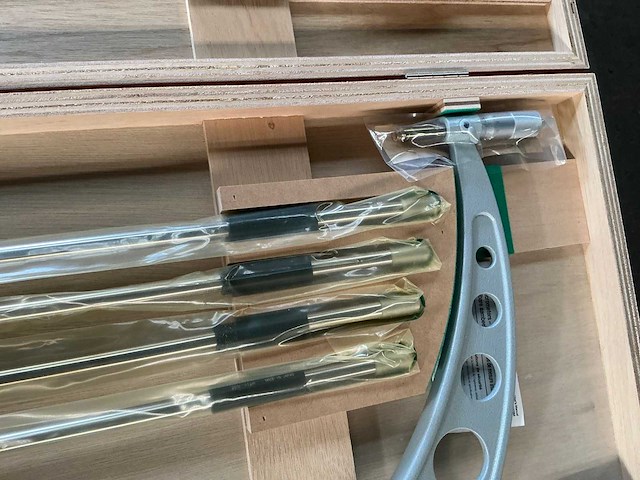 Mituyoyo 99maa001m3 buitenschroefmaat micrometer met verwisselbare aambeelden - afbeelding 4 van  7