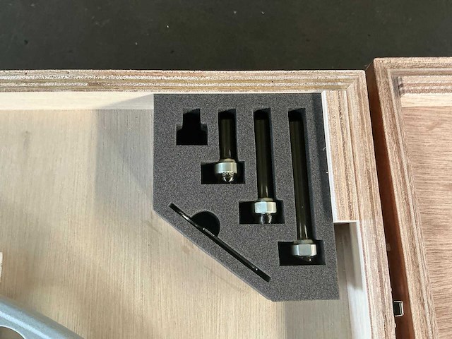 Mituyoyo 99maa001m3 buitenschroefmaat micrometer met verwisselbare aambeelden - afbeelding 5 van  7