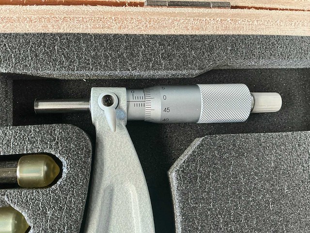 Mituyoyo 99maa001m3 buitenschroefmaat micrometer met verwisselbare aambeelden - afbeelding 3 van  7