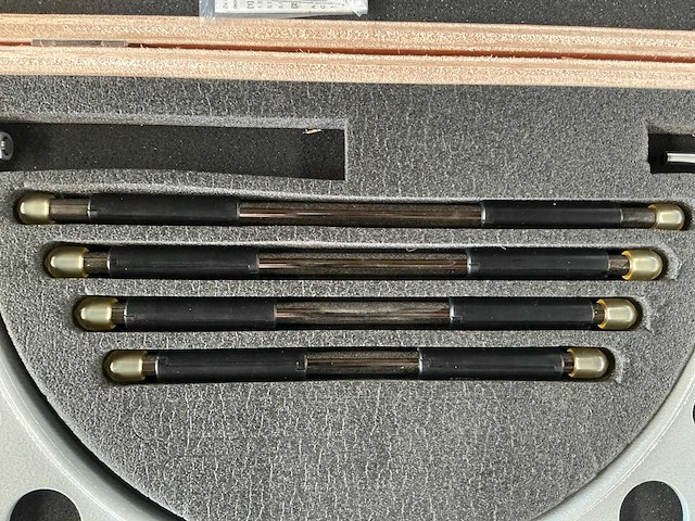 Mituyoyo 99maa001m3 buitenschroefmaat micrometer met verwisselbare aambeelden - afbeelding 4 van  7