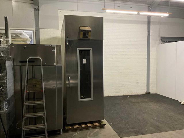 Miwe rijskast - afbeelding 1 van  9