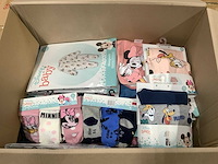 Mix disney baby- & kinderkleding (100x) - afbeelding 1 van  18