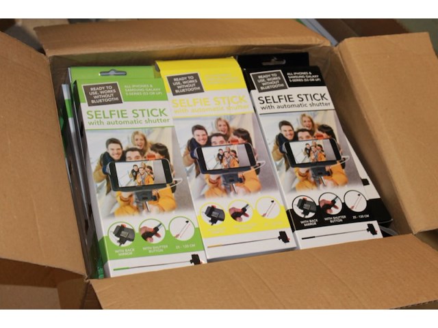 Mix doos selfiesticks 19 stuks - afbeelding 1 van  3