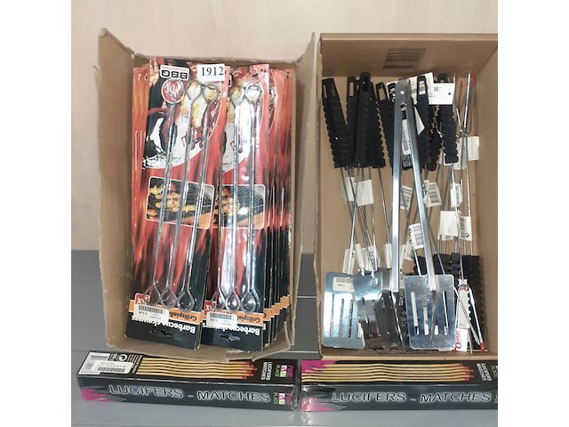 Mix kavel barbecue accessoires (d1912) - afbeelding 2 van  3