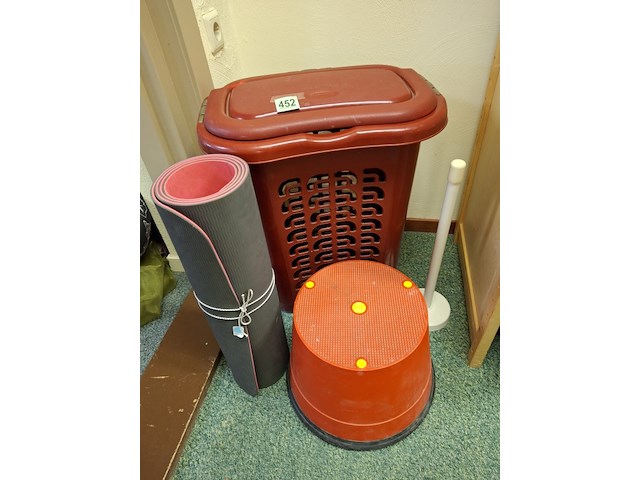 Mix kavel deksel wasmand kapot - afbeelding 1 van  3