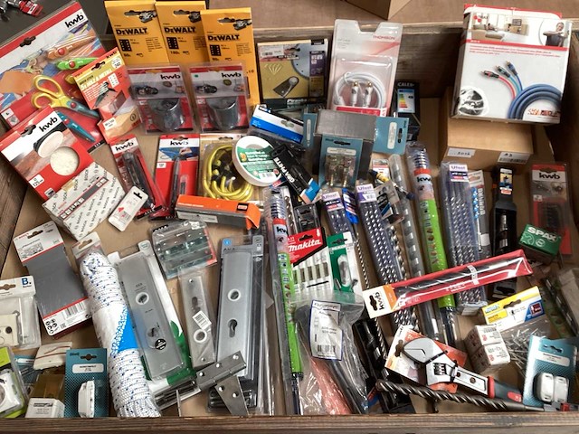 Mix kavel diverse bouwmarkt artikelen (77x) - afbeelding 1 van  9