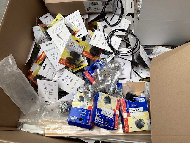 Mix kavel diverse bouwmarkt artikelen - afbeelding 1 van  4