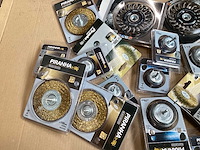 Mix kavel diverse staalborstels (20x) - afbeelding 2 van  6