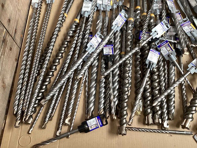 Mix kavel diverse steenboren (91x) - afbeelding 3 van  9