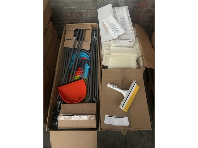 Mix pallet facilitaire goederen - afbeelding 1 van  9