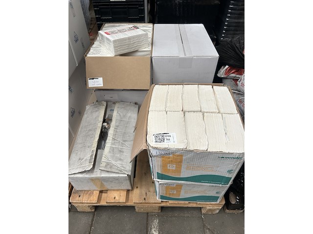 Mix pallet handdoeken en hygiëne artikelen - afbeelding 1 van  7