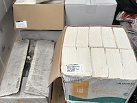 Mix pallet handdoeken en hygiëne artikelen - afbeelding 1 van  7