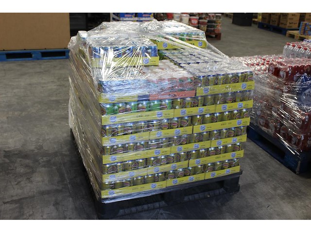 Mix pallet ice tea w.o. lipton en fuze tea. tht o.a. 8-25, 5-26 en 7-26. totaal ruim 1400 blikken. bod is i... - afbeelding 3 van  3