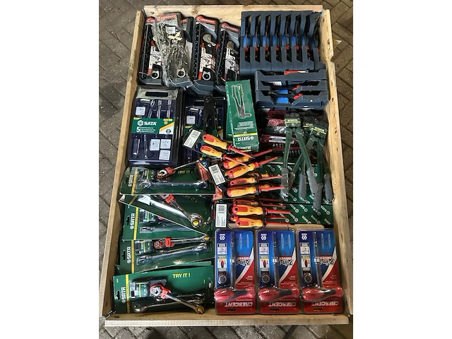 Mix pallet met nieuw gereedschap - afbeelding 1 van  18