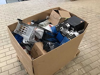 Mix pallet "niet scanbaar" bol artikelen - afbeelding 1 van  3