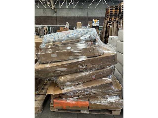 Mix pallet (online) winkelvoorraad w.o. bureaus, xdays - afbeelding 1 van  2