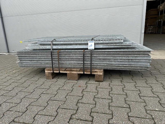 Mix pallet stalen roostervloer 1178x1150mm (13x) - afbeelding 2 van  2