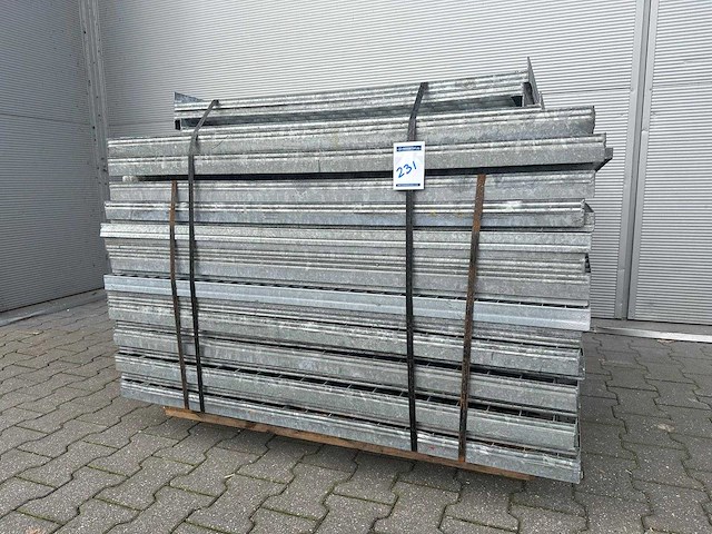 Mix pallet stalen roostervloer 1340x880mm (40x) - afbeelding 2 van  3