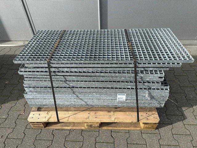Mix pallet stalen roostervloer (22x) - afbeelding 1 van  2