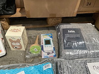 Mix pallet van overige sampels van oude voorraden - afbeelding 18 van  18