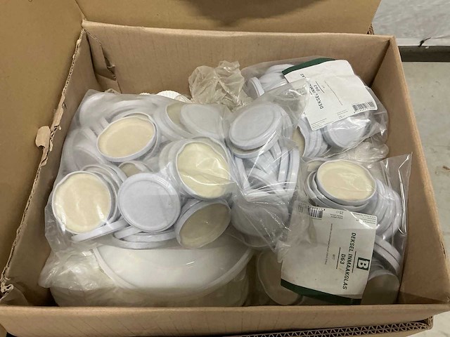 Mix pallet verpakkingsmateriaal - afbeelding 1 van  4