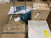 Mix pallet w.o. bijzettafel, opbergbox, woondeken w.o. sonmics, hoppa! - afbeelding 1 van  6