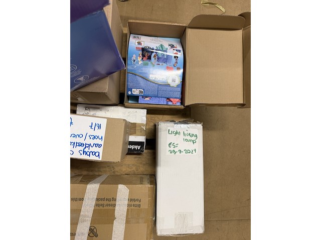 Mix pallet w.o. zwembadstofzuiger, infraroodthermometer w.o. tapp, telsa - afbeelding 7 van  7