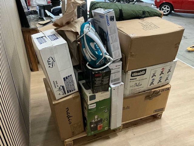 Mix-pallets: huishoudelijke apparaten, elektronica, kinderartikelen, retourzendingen - afbeelding 5 van  8