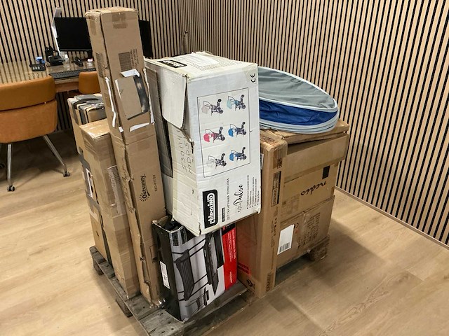 Mix-pallets: huishoudelijke apparaten, elektronica, kinderartikelen, retourzendingen - afbeelding 3 van  7