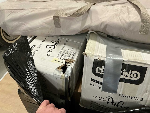 Mix-pallets: huishoudelijke apparaten, elektronica, kinderartikelen, retourzendingen - afbeelding 7 van  7