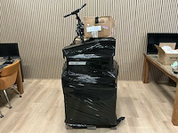 Mix-pallets: huishoudelijke apparaten, elektronica, kinderartikelen, retourzendingen - afbeelding 1 van  6