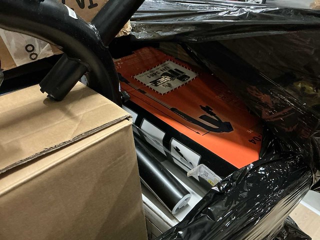 Mix-pallets: huishoudelijke apparaten, elektronica, kinderartikelen, retourzendingen - afbeelding 6 van  6