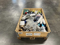 Mix partij onderdelen, sloten, hijsmiddelen, pneumatiek - afbeelding 1 van  10