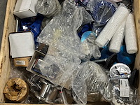 Mix partij onderdelen, sloten, hijsmiddelen, pneumatiek - afbeelding 3 van  10