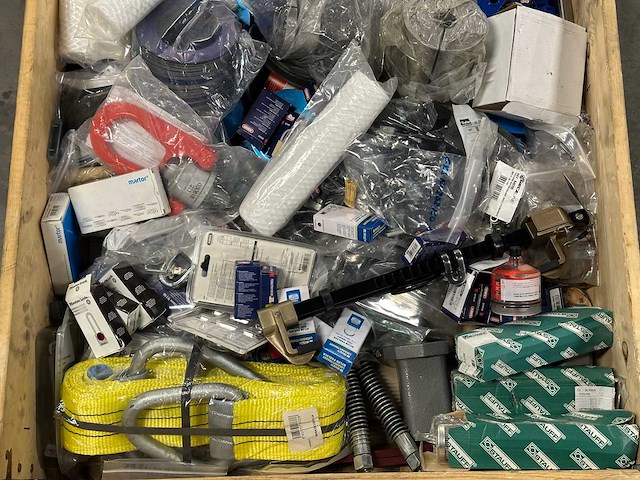 Mix partij onderdelen, sloten, hijsmiddelen, pneumatiek - afbeelding 4 van  10