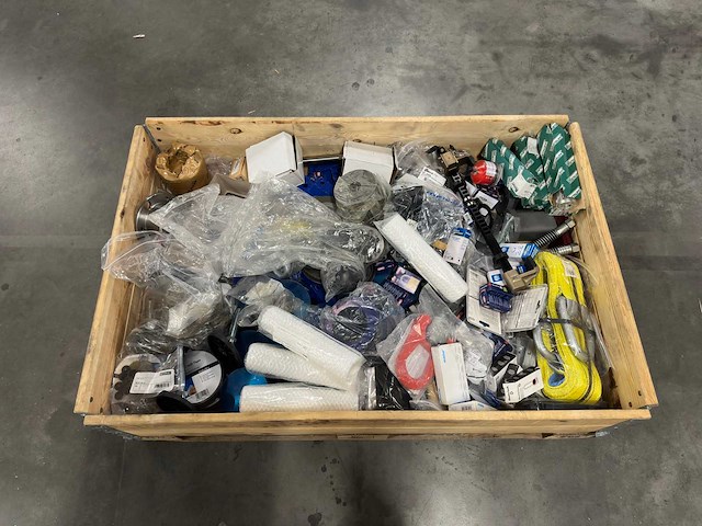 Mix partij onderdelen, sloten, hijsmiddelen, pneumatiek - afbeelding 5 van  10