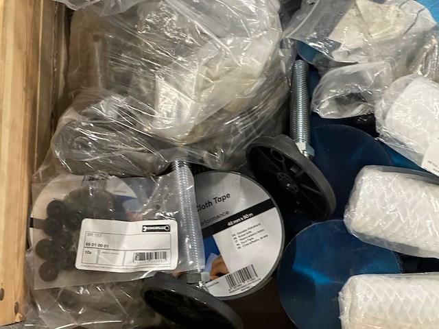 Mix partij onderdelen, sloten, hijsmiddelen, pneumatiek - afbeelding 10 van  10